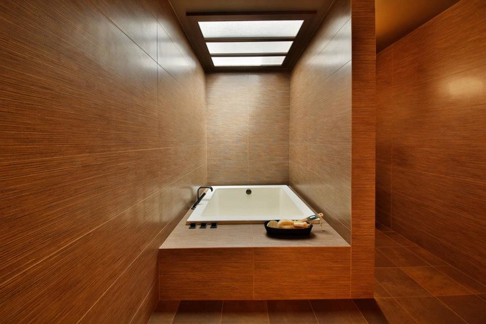 Bild på ett orientaliskt badrum