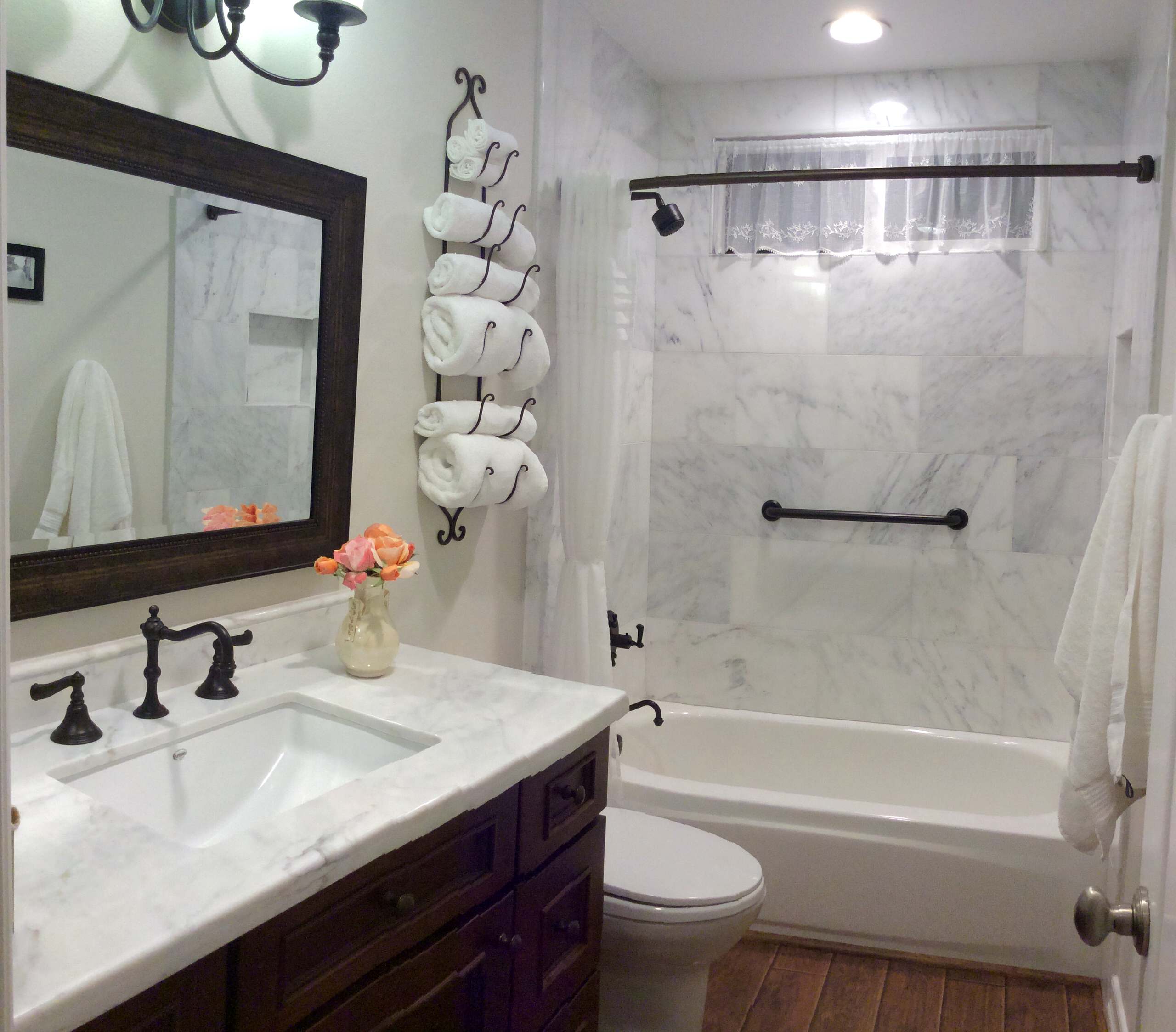Mueble de baño con espejo - LOFt & BATH - KRAMER - de pared