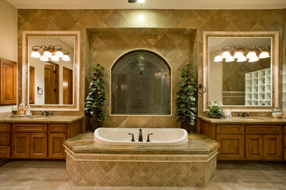 フェニックスにあるおしゃれな浴室の写真