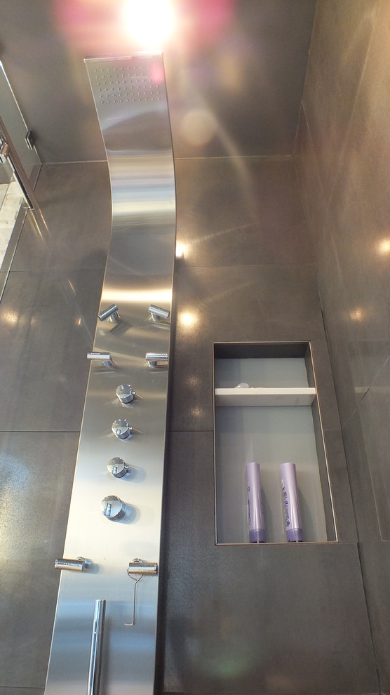 Aintree Residence Ensuite - Contemporary - Bathroom - Toronto - by Soda ...