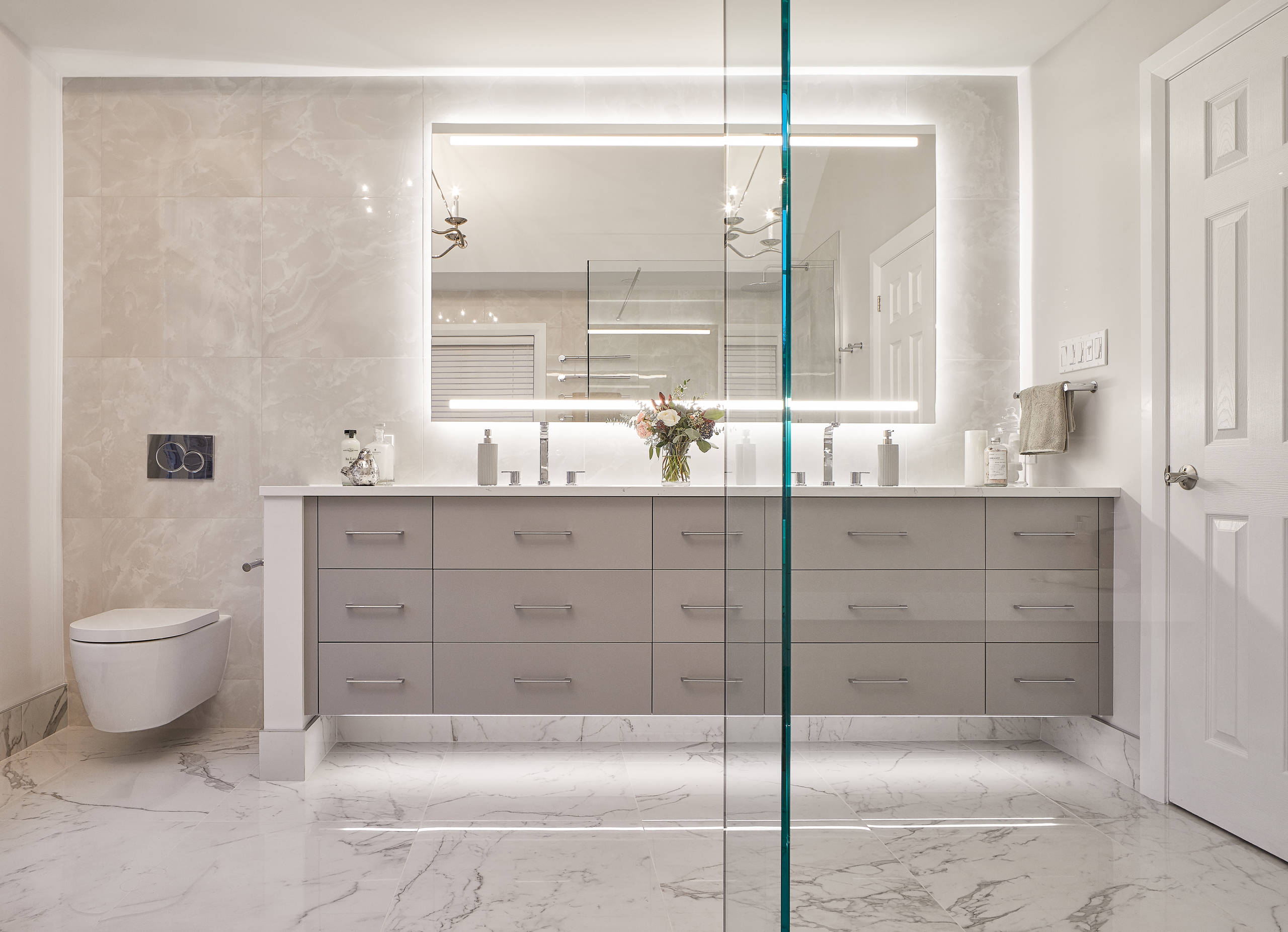 All The Glam Master Bath Astro Design Ottawa