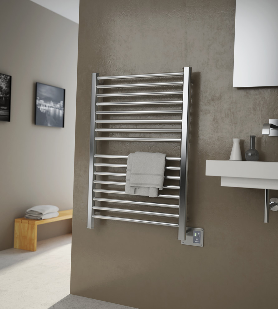 Example of a minimalist bathroom design in San Francisco