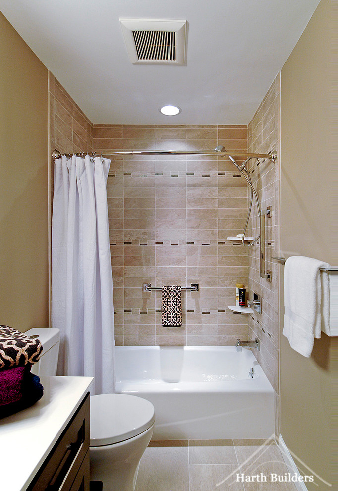 Idéer för att renovera ett vintage badrum med dusch, med ett undermonterad handfat, luckor med infälld panel, bruna skåp, bänkskiva i akrylsten, beige kakel, keramikplattor, beige väggar och klinkergolv i keramik