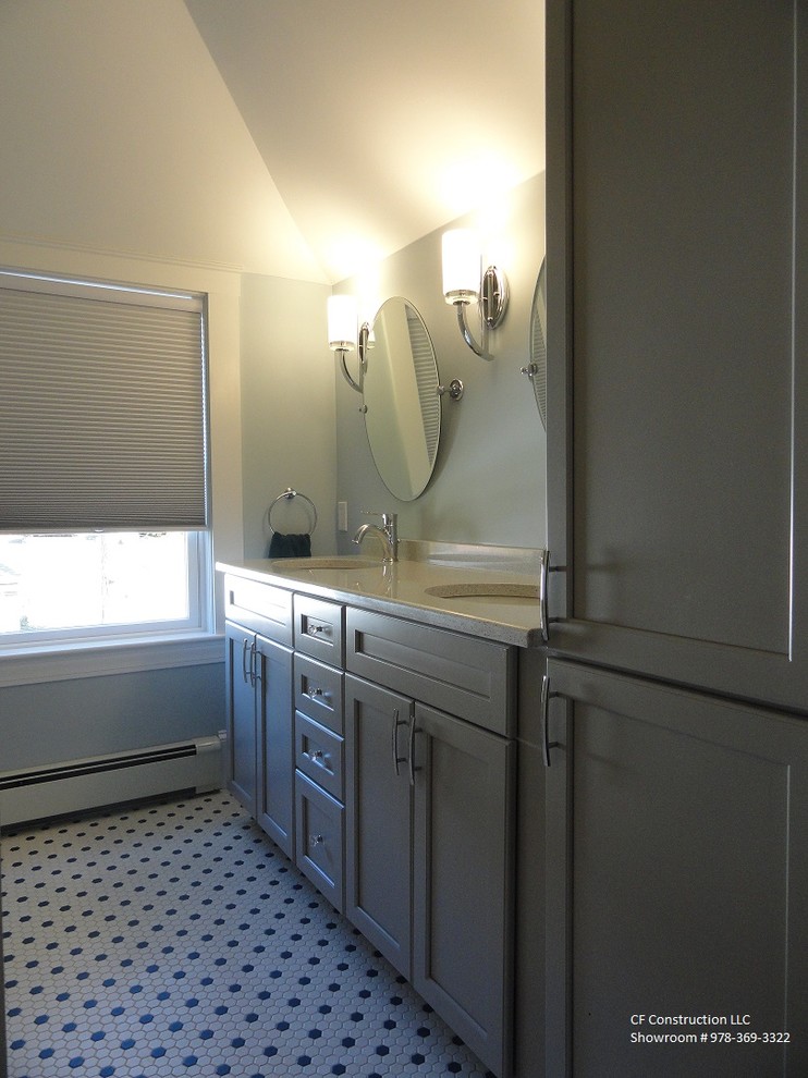 Bathroom - contemporary kids' bathroom idea in Boston with shaker cabinets and gray cabinets