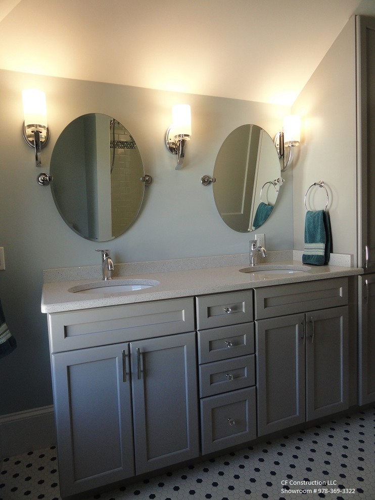 Example of a trendy kids' bathroom design in Boston with shaker cabinets and gray cabinets