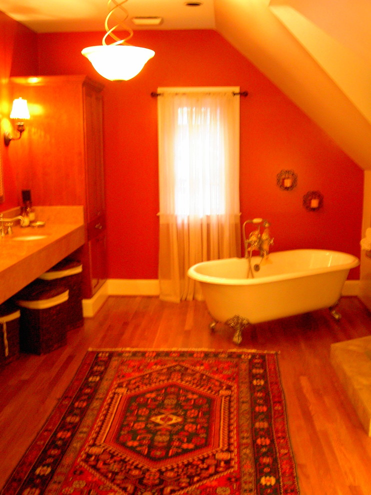 Inspiration for an eclectic bathroom remodel in Atlanta
