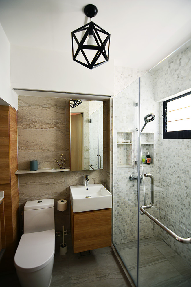 Inspiration for a transitional bathroom remodel in Singapore