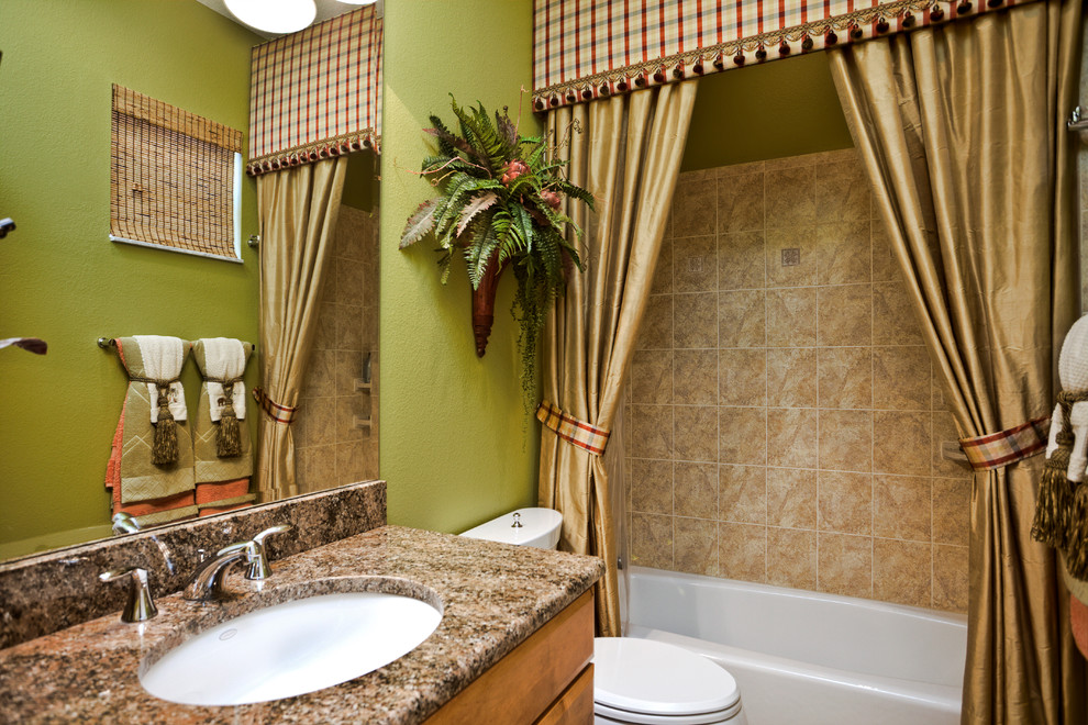 This is an example of a traditional bathroom in Tampa.