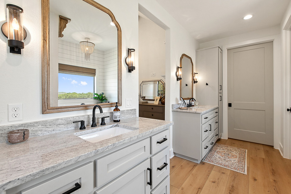 Example of a farmhouse bathroom design in Other