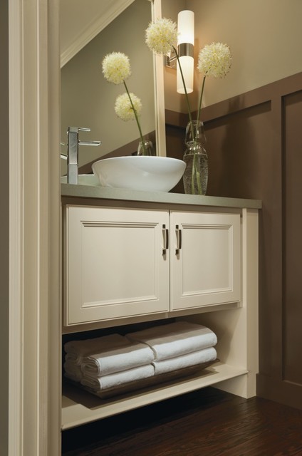 Aristokraft Cabinetry Traditional