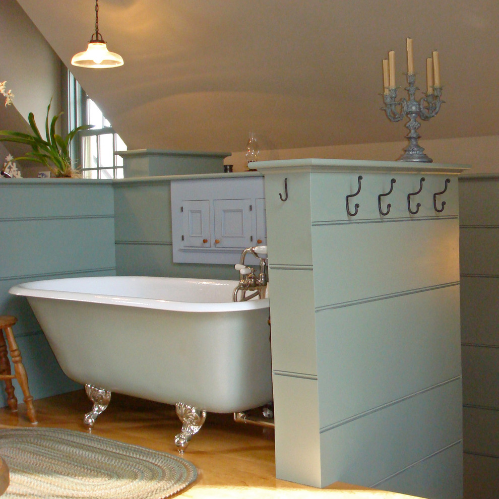 Artist Studio with Garage Traditional Bathroom Burlington by