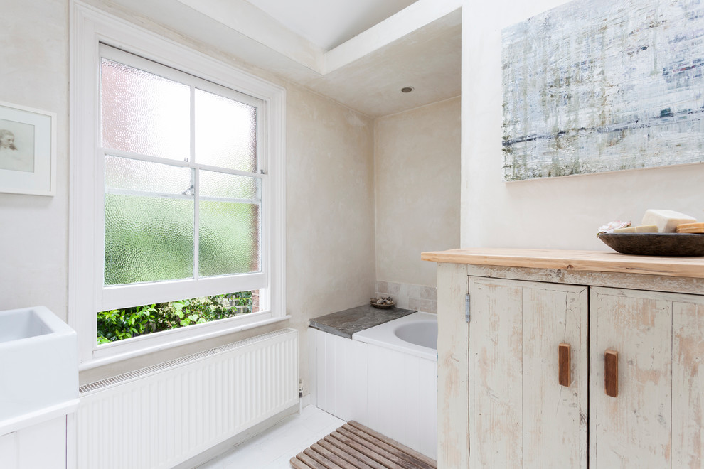Свежая идея для дизайна: ванная комната в стиле шебби-шик - отличное фото интерьера