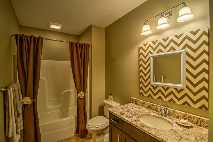 Design ideas for a classic bathroom in Indianapolis.