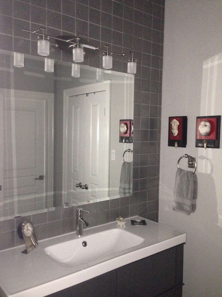 Example of a trendy bathroom design in Austin