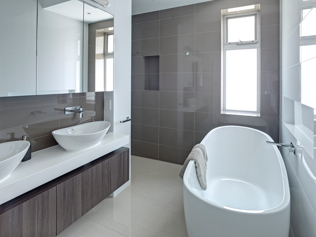 Award Winning Small Bathroom Design - Contemporain - Salle de Bain ...