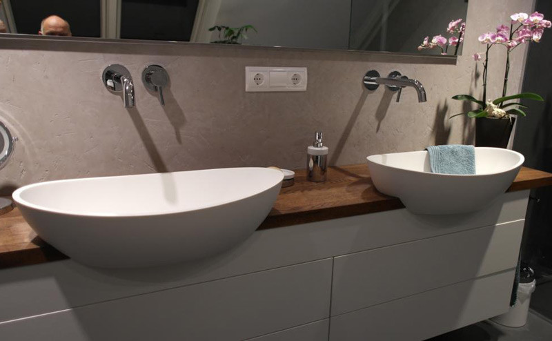 Design ideas for a small modern ensuite bathroom in San Francisco with a vessel sink.