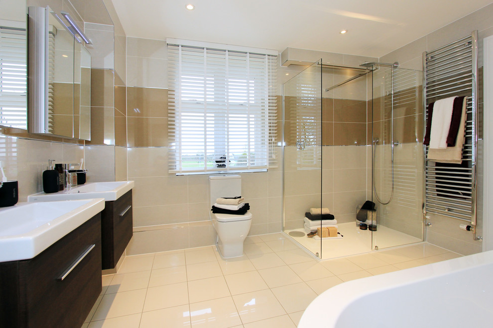 Inspiration for a contemporary bathroom remodel in Buckinghamshire