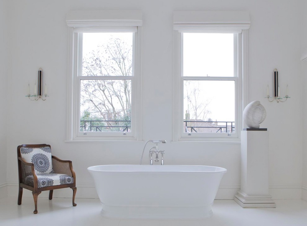 ウィルトシャーにあるコンテンポラリースタイルのおしゃれな浴室の写真