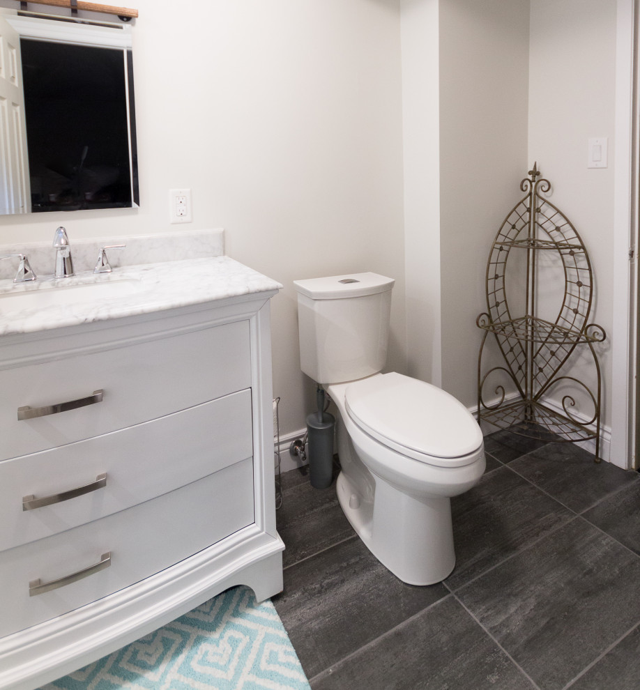 Basement Bathroom with Heated Floors Farmhouse Bathroom Toronto