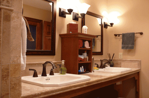 Elegant bathroom photo in Cincinnati