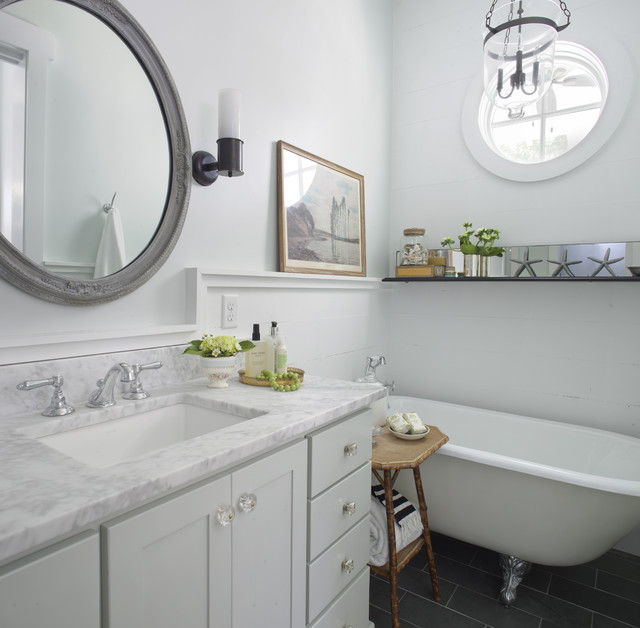 How to Mix Metal Finishes in the Bathroom