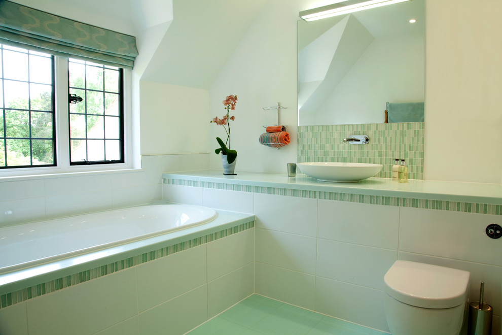 Inspiration for a traditional bathroom in Surrey.