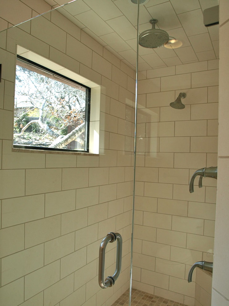 Bathroom - traditional bathroom idea in Austin