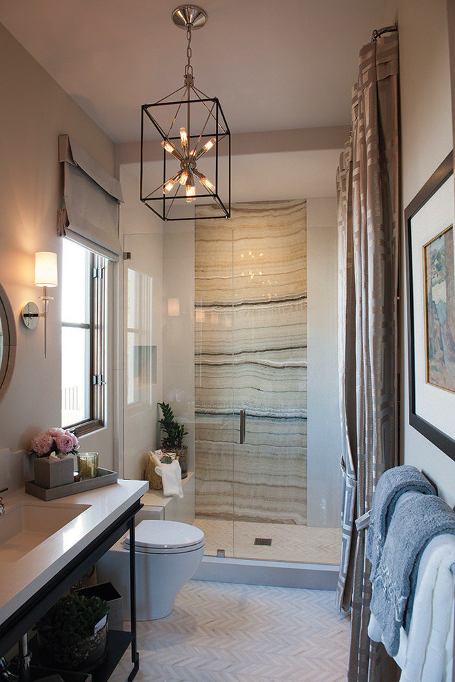 Imagen de cuarto de baño actual con bañera encastrada