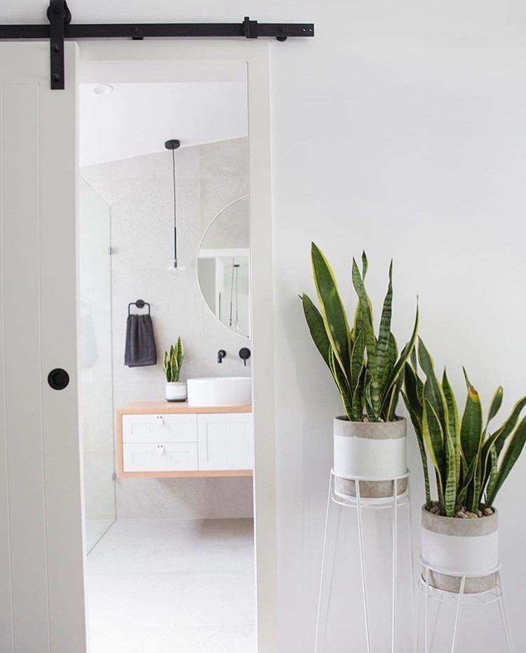 Bathroom and Powder Room Beach Style Bathroom Sunshine Coast by