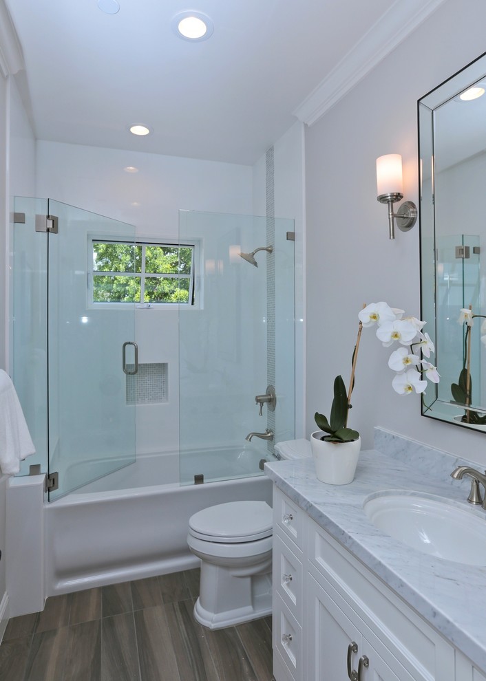 Example of a beach style bathroom design in San Francisco