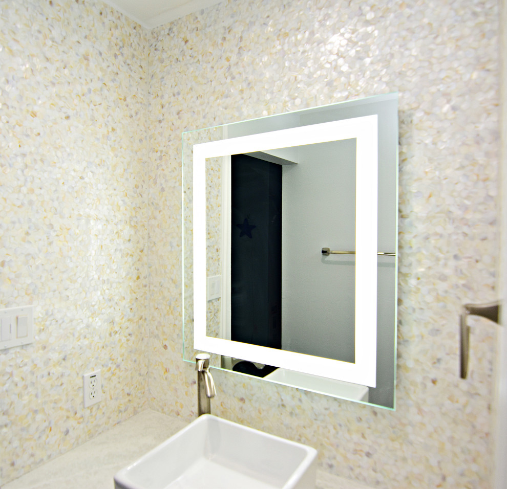 Esempio di una stanza da bagno tradizionale di medie dimensioni