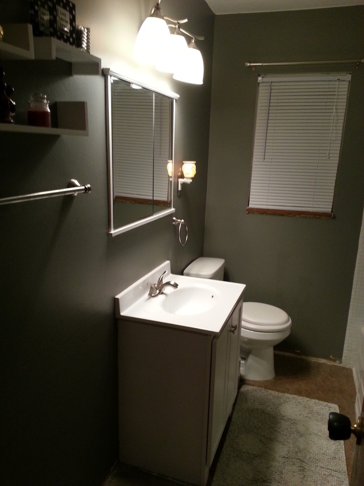 Bathroom facelift Traditional Bathroom Omaha by R K Haase