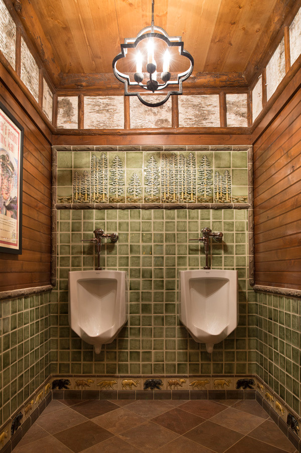 Photo of a classic bathroom in Portland.