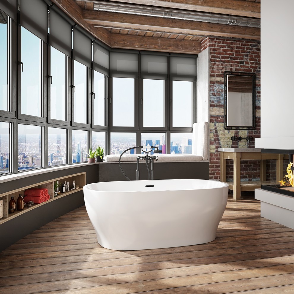 Foto på ett industriellt vit en-suite badrum, med öppna hyllor, bruna skåp, ett fristående badkar, röda väggar, mellanmörkt trägolv och brunt golv