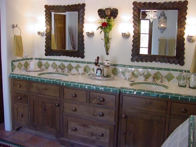Elegant bathroom photo in Phoenix