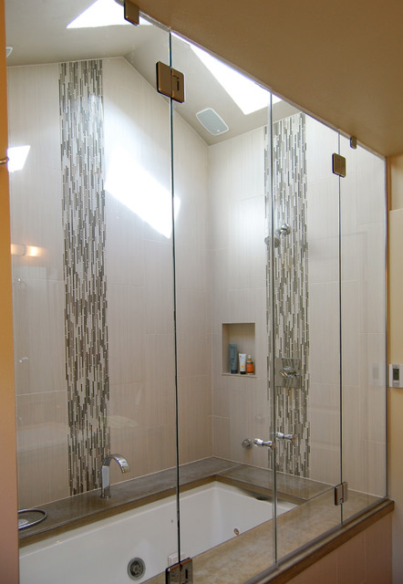 Accent Tile Stands Out In The Shower, How To Use Accent Tile In Shower