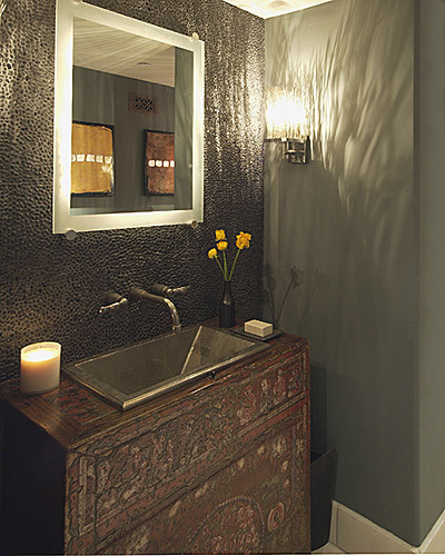 Inspiration for an eclectic bathroom remodel in Los Angeles