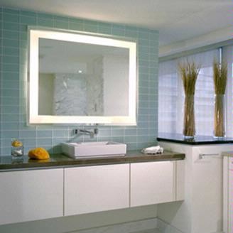 Foto di una stanza da bagno padronale contemporanea con lavabo da incasso, ante lisce, ante bianche, piastrelle blu e pareti blu