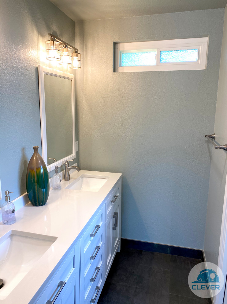 Bathroom - contemporary bathroom idea in San Francisco