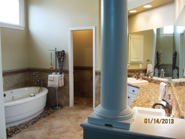 Modernes Badezimmer in Charleston