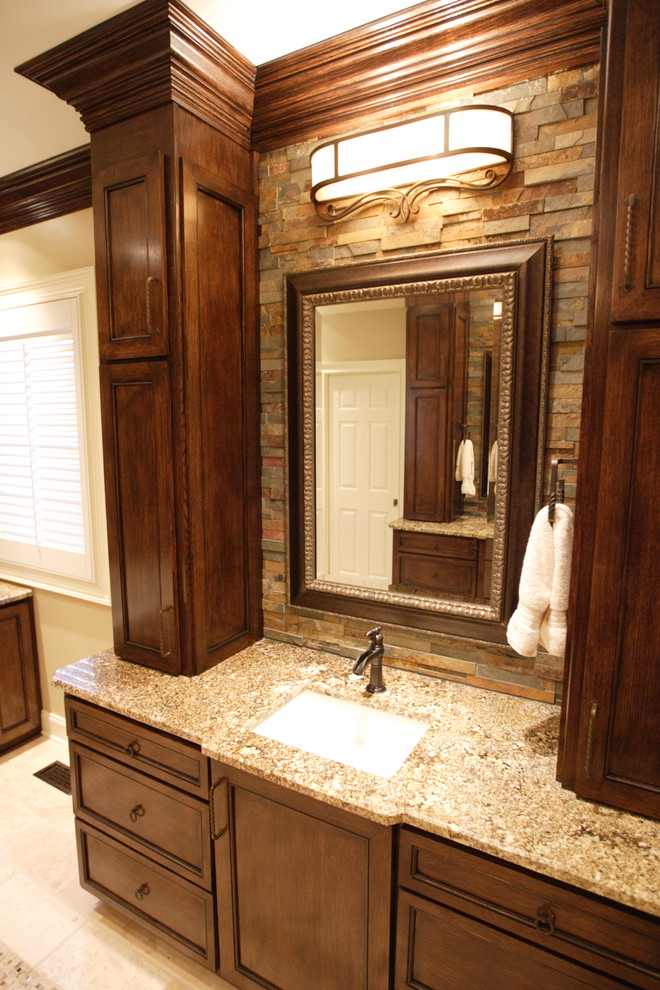 Bathroom - traditional bathroom idea in Birmingham