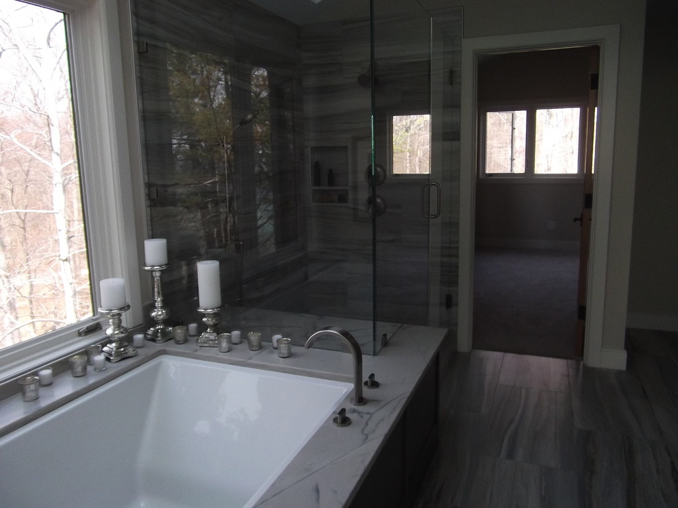 Idee per una stanza da bagno stile marinaro con piastrelle in gres porcellanato e pavimento in gres porcellanato
