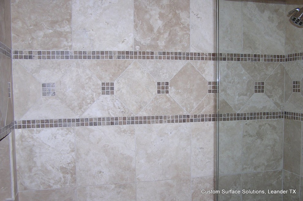 Bathroom Travertine Tile Tub Surround with Accent Tile Traditional
