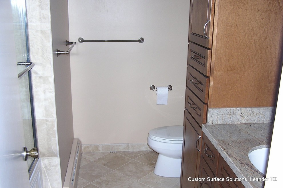 Bathroom Travertine Tile Tub Surround with Accent Tile Traditional