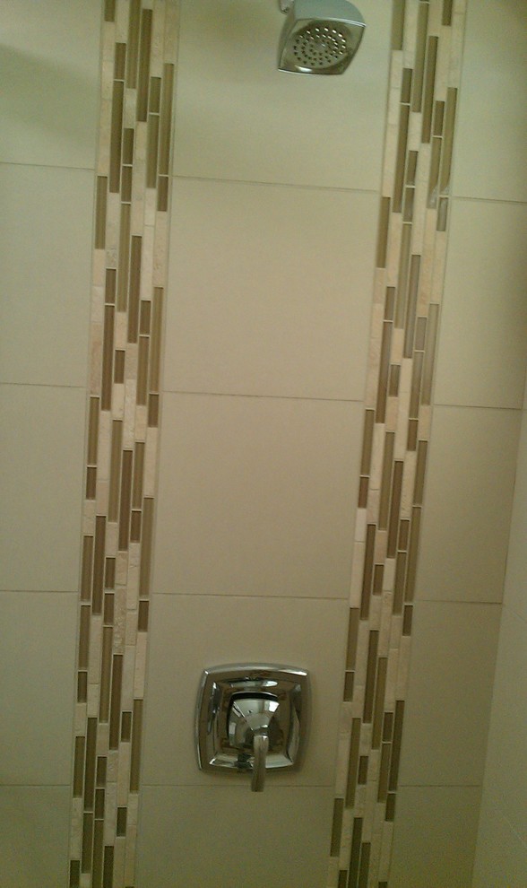 Idee per una stanza da bagno contemporanea