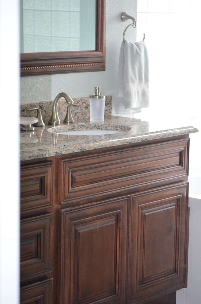 Bathroom Vanity - Traditional - Bathroom - Tampa - by Cabinet & Stone International | Houzz