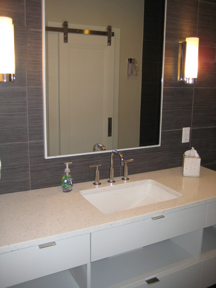 Bathroom vanity Caesarstone Nougat quartz - Modern - Bathroom - New ...
