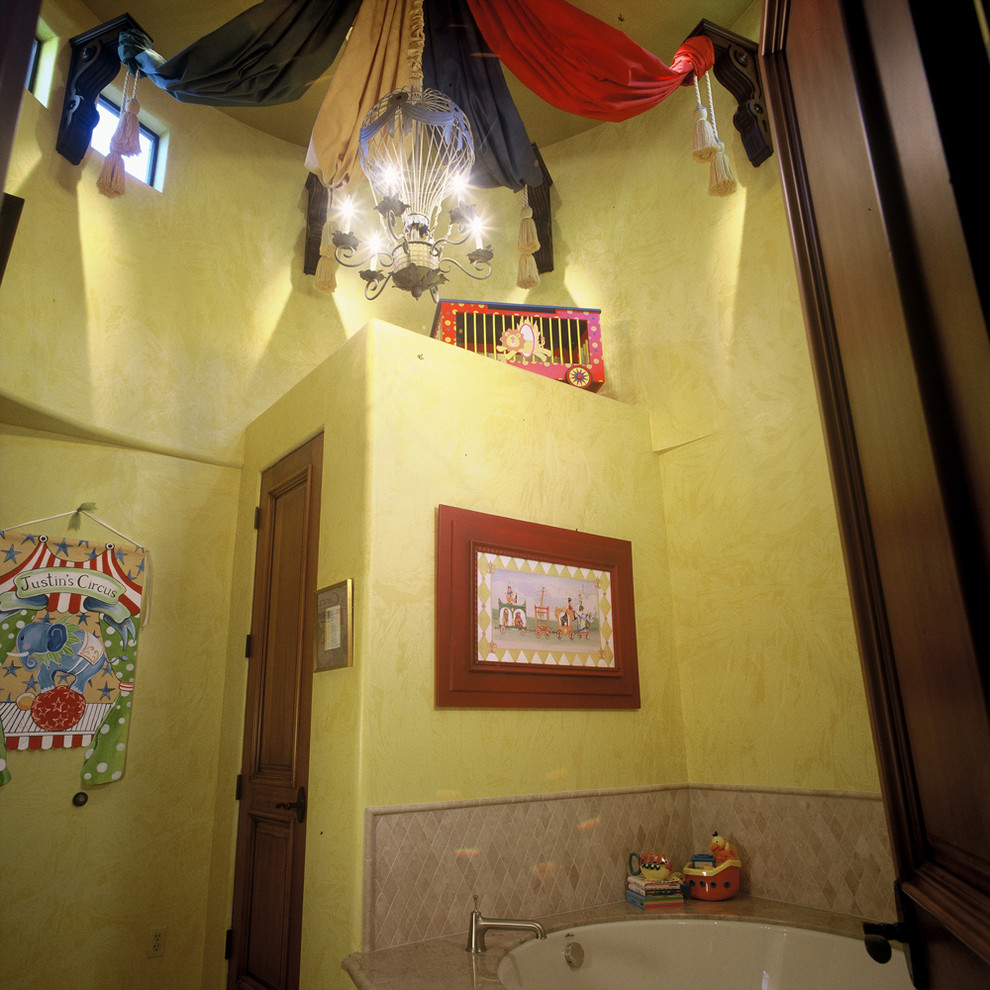 Tuscan bathroom photo in Phoenix