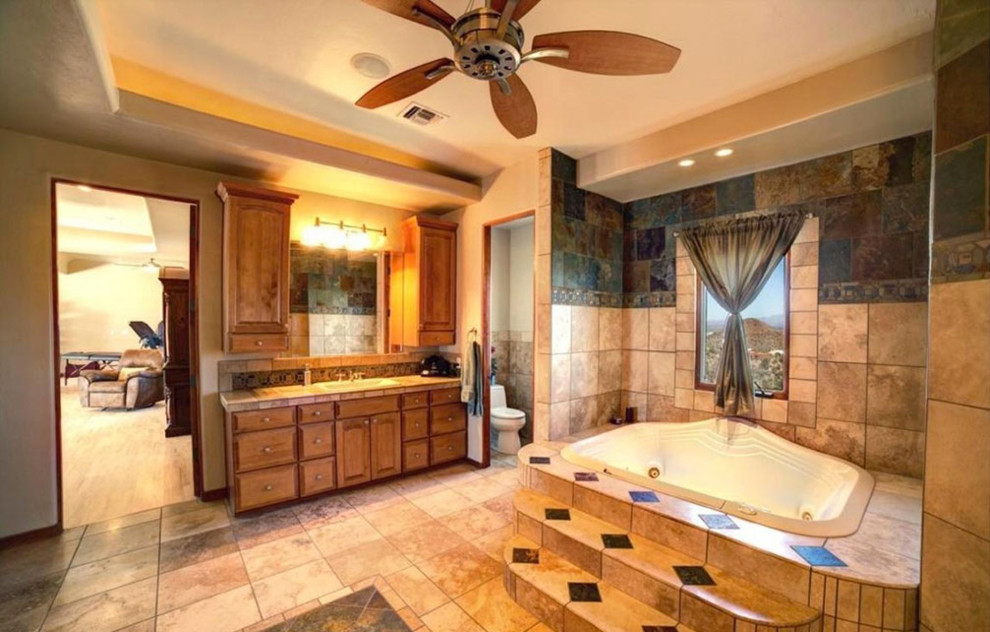 This is an example of a bathroom in Phoenix.