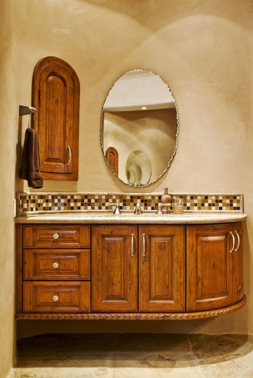 Bathroom - traditional bathroom idea in Phoenix